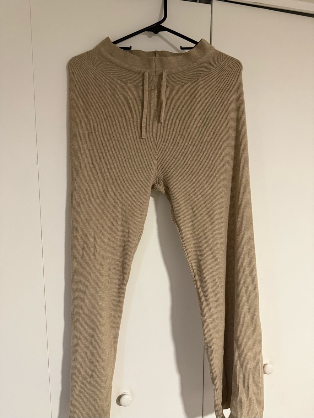 Uniqlo Ribbed Leggings in Tan